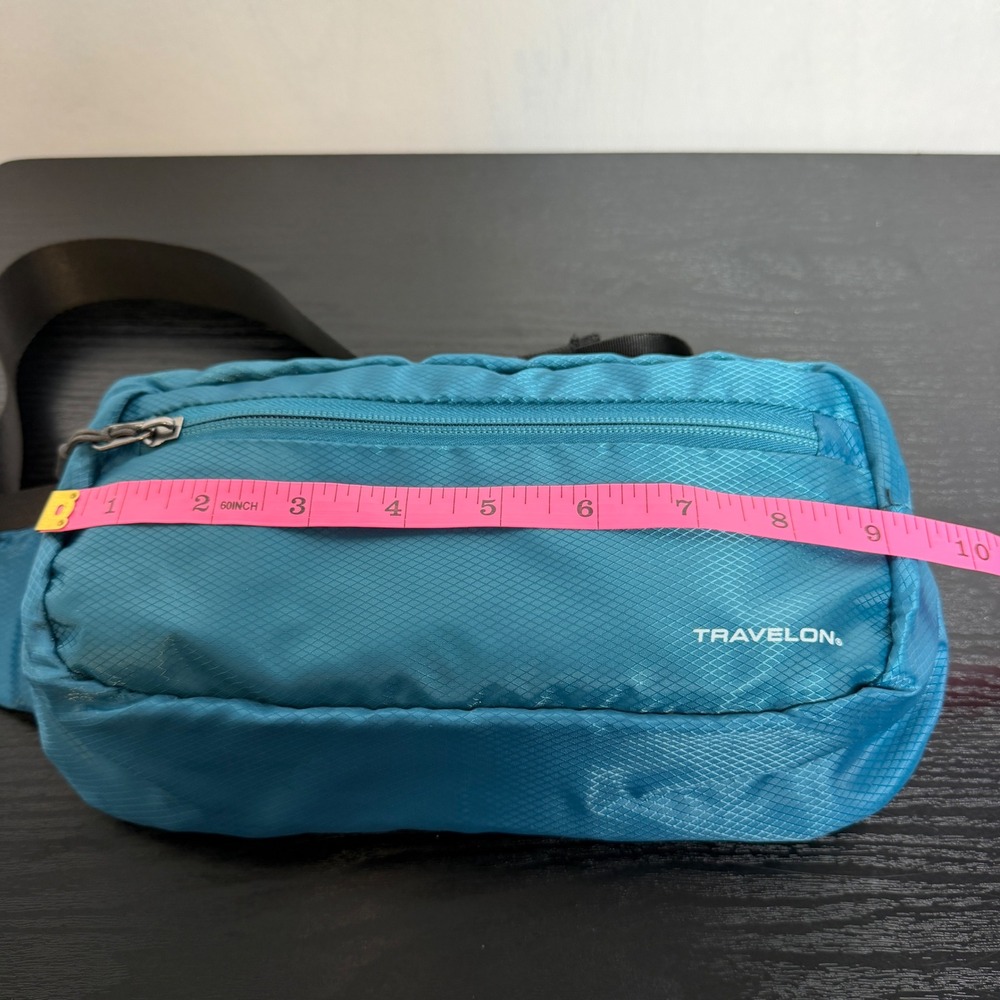 Travelon World Travel Essential RFID Convertible Sling/Waist Pack Blue Ripstop - Picture 4 of 7